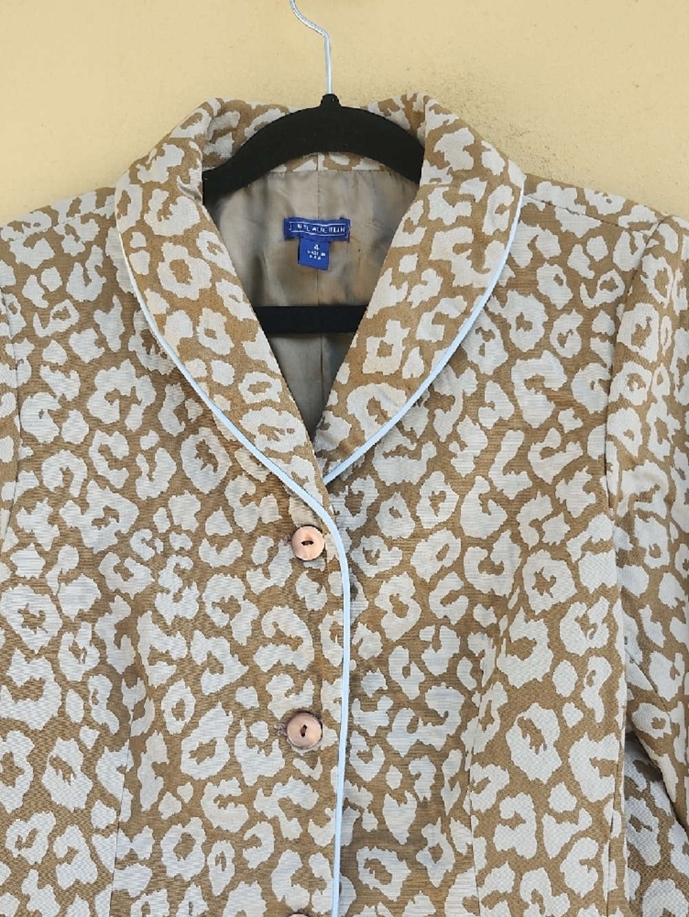 J. McLaughlin Tan and Green Leopard-Print Piped Blazer - Picture 7 of 12